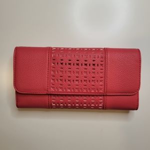 Coral Pink Clarks Leather Wallet with Beautiful Lattice Pattern NWOT